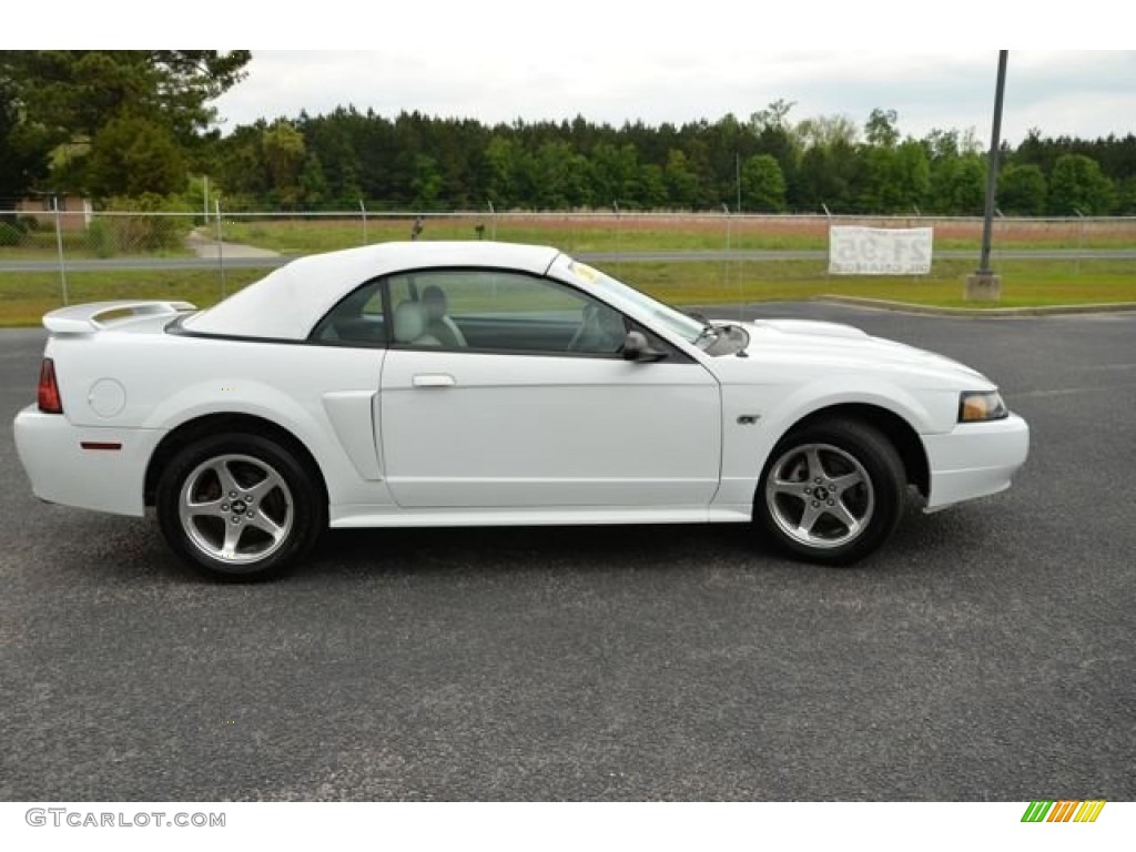 2003 Mustang GT Convertible - Oxford White / Ivory White photo #4