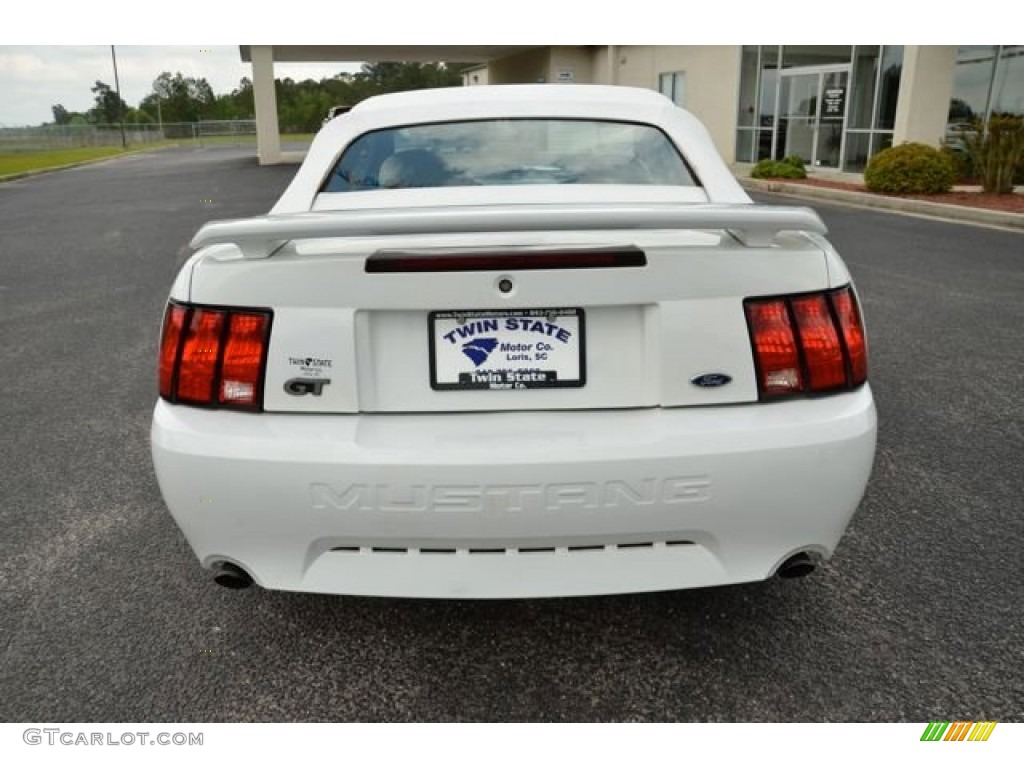 2003 Mustang GT Convertible - Oxford White / Ivory White photo #6