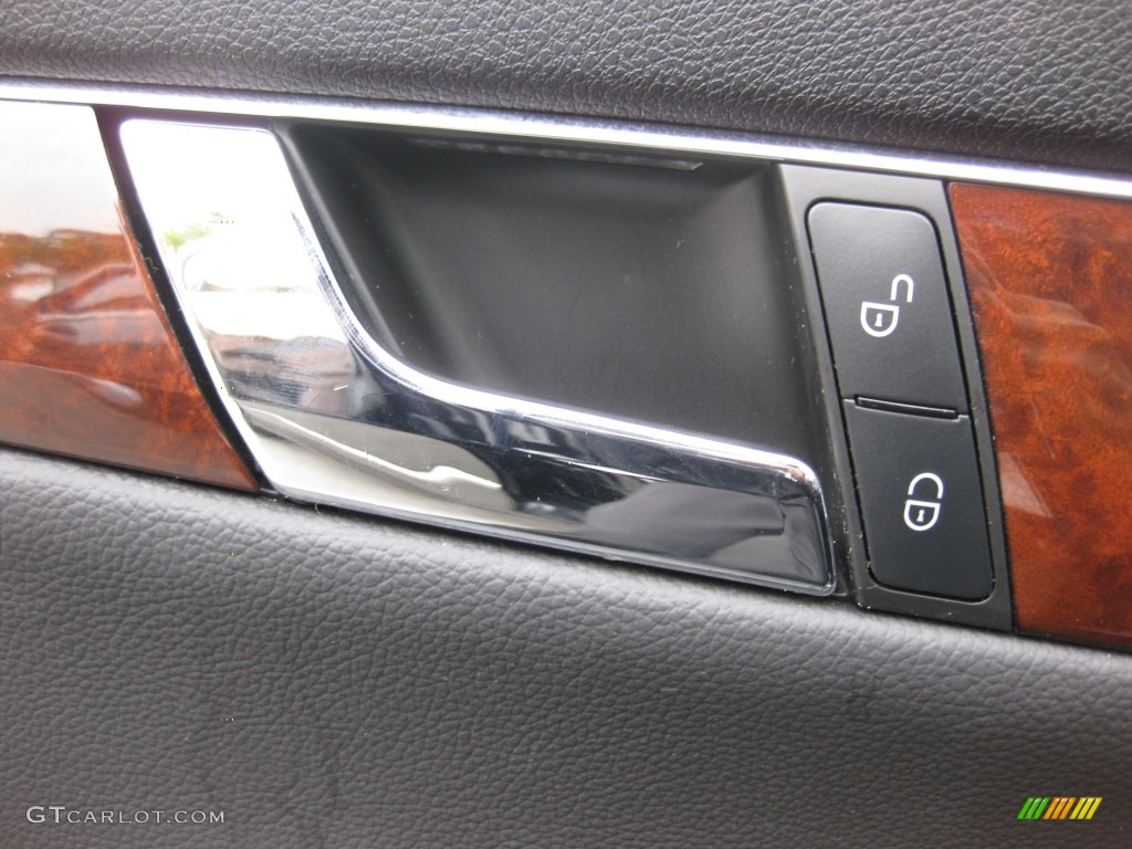 2010 C 300 Sport - Black / Black photo #7