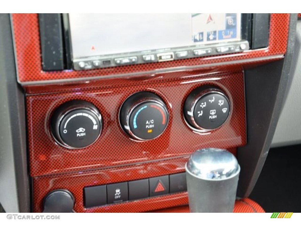 2010 Dodge Nitro Detonator Controls Photo #80253872