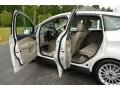White Platinum - C-Max Hybrid SEL Photo No. 11