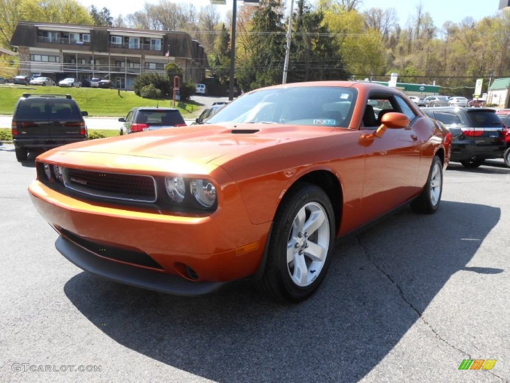 2011 Challenger SE - Toxic Orange Pearl / Dark Slate Gray photo #3