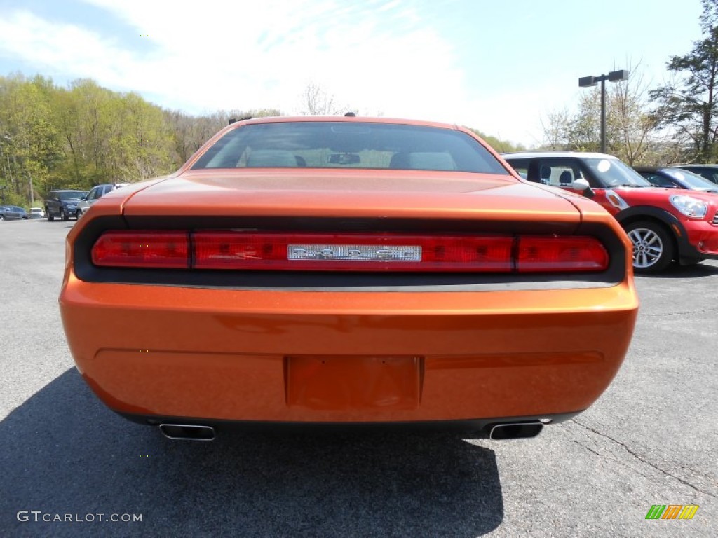 2011 Challenger SE - Toxic Orange Pearl / Dark Slate Gray photo #6