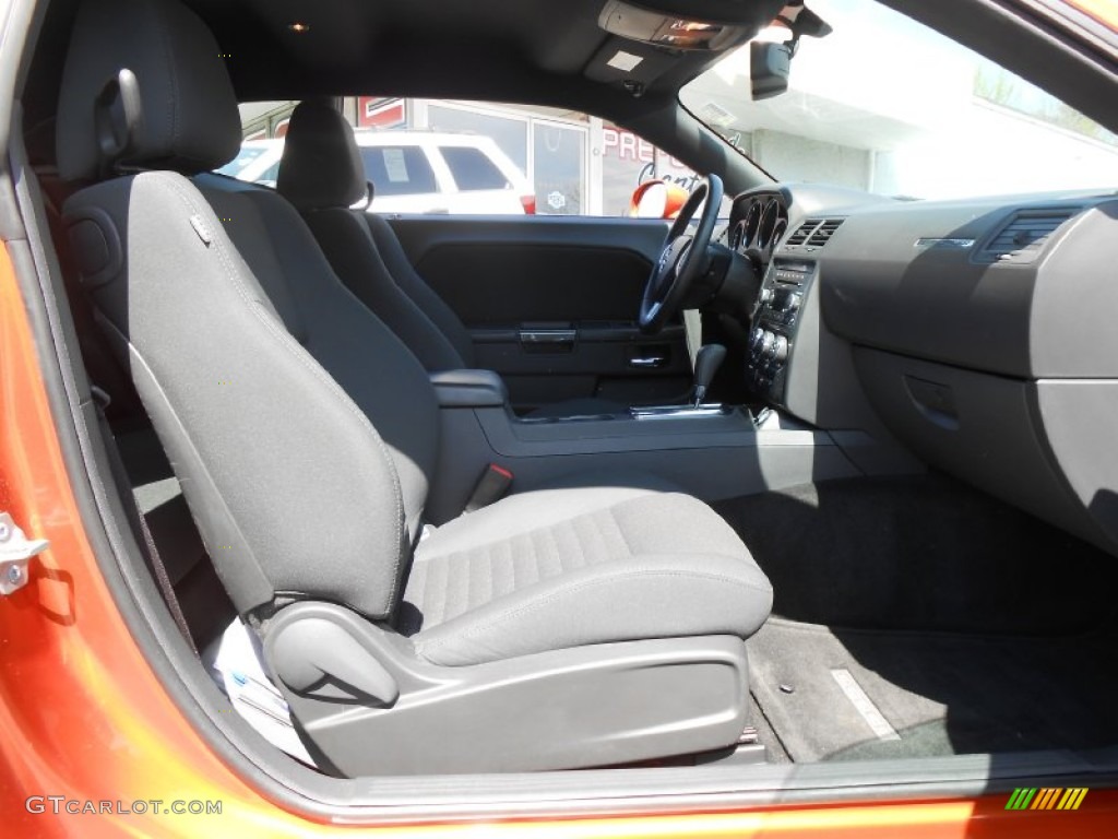 2011 Challenger SE - Toxic Orange Pearl / Dark Slate Gray photo #13