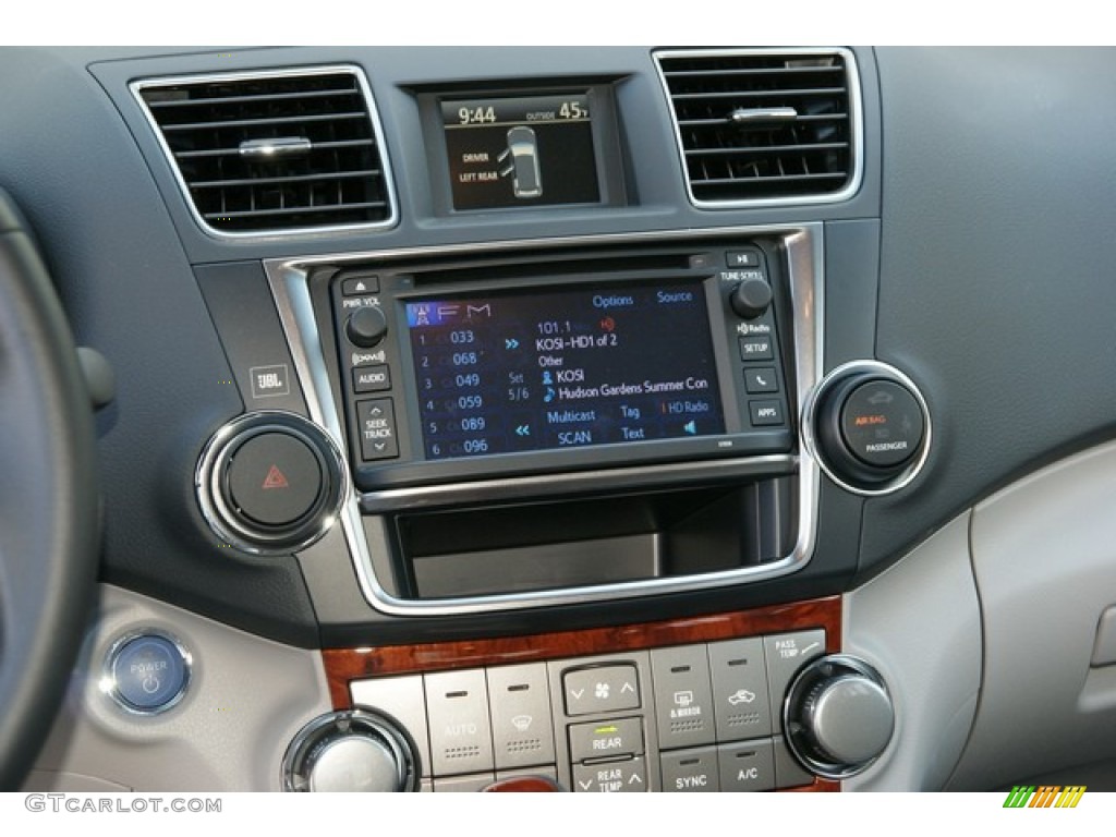 2013 Toyota Highlander Hybrid Limited 4WD Controls Photo #80256341
