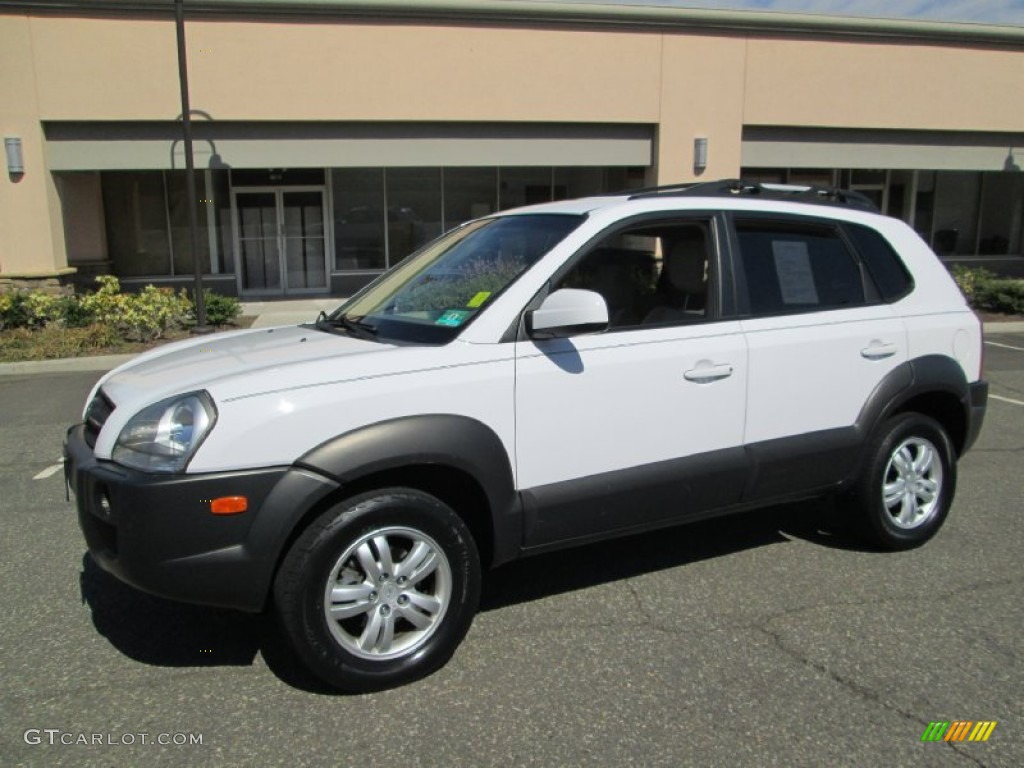 2007 Tucson SE 4WD - Stone White / Beige photo #1