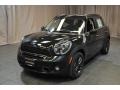 Absolute Black - Cooper S Countryman Photo No. 1
