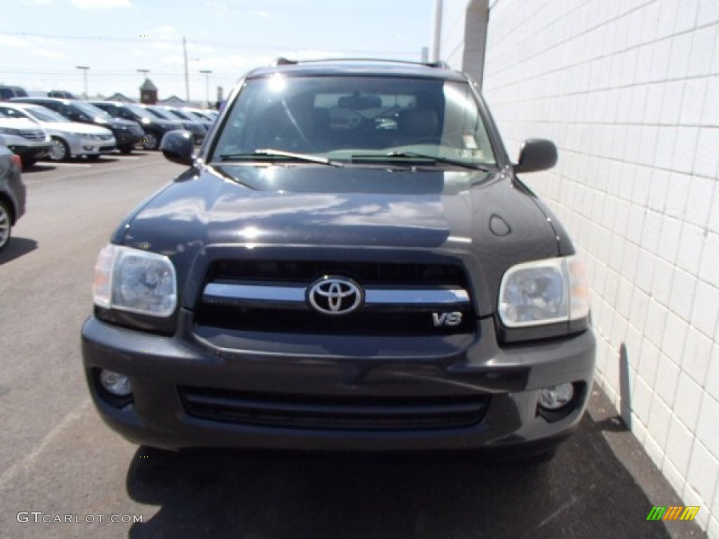 2005 Sequoia Limited 4WD - Black / Light Charcoal photo #2