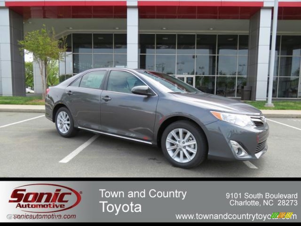2013 Camry XLE - Magnetic Gray Metallic / Ash photo #1