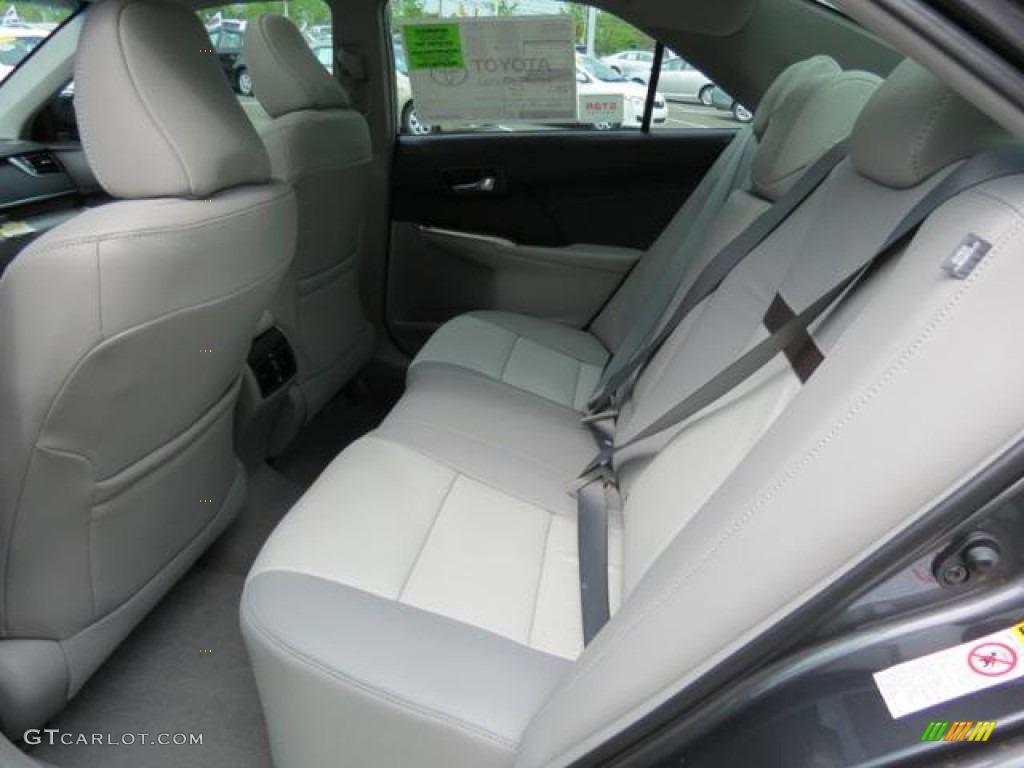 2013 Camry XLE - Magnetic Gray Metallic / Ash photo #6