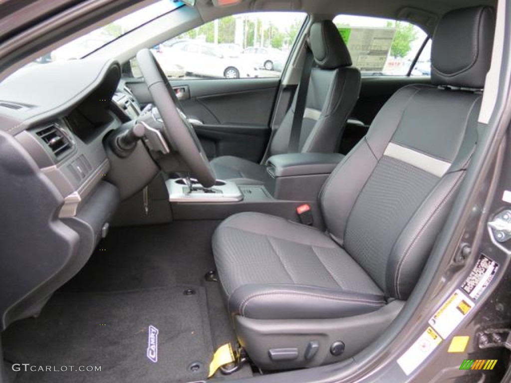 2013 Camry SE - Magnetic Gray Metallic / Black photo #8