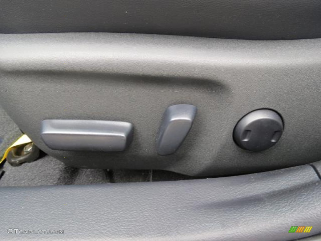 2013 Camry SE - Magnetic Gray Metallic / Black photo #9