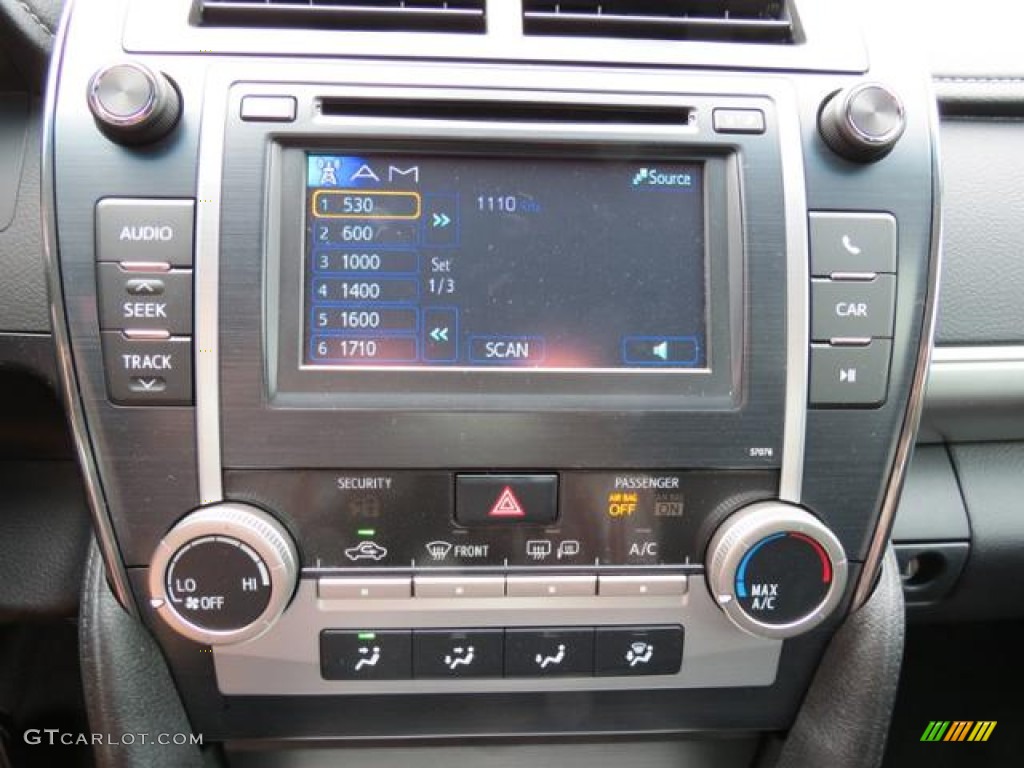 2013 Camry SE - Magnetic Gray Metallic / Black photo #12