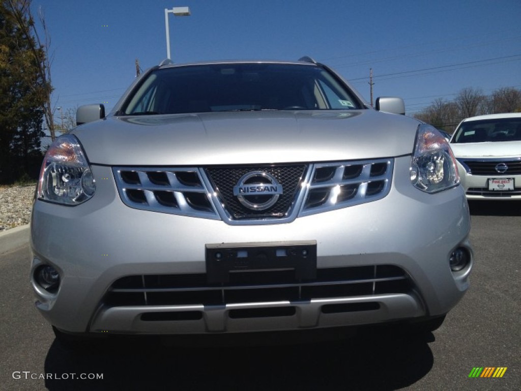 2011 Rogue SL AWD - Silver Ice Metallic / Black photo #2