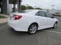 Super White - Camry SE Photo No. 17