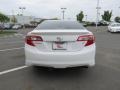 Super White - Camry SE Photo No. 18