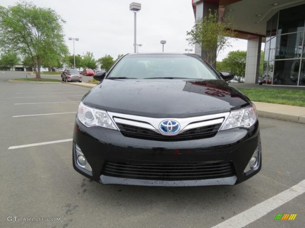 2013 Camry Hybrid XLE - Attitude Black Metallic / Ivory photo #2