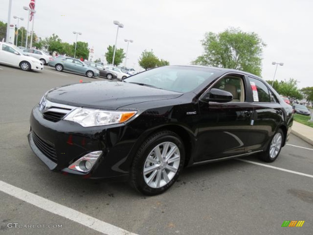 2013 Camry Hybrid XLE - Attitude Black Metallic / Ivory photo #3