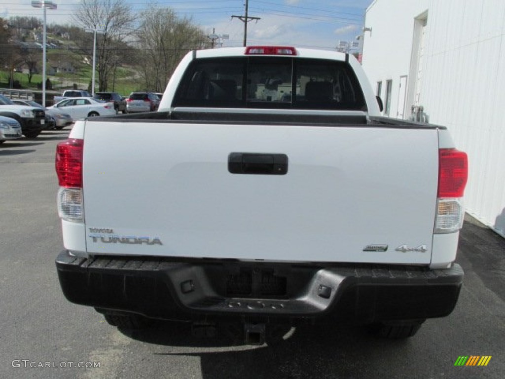 2010 Tundra Double Cab 4x4 - Super White / Graphite Gray photo #6