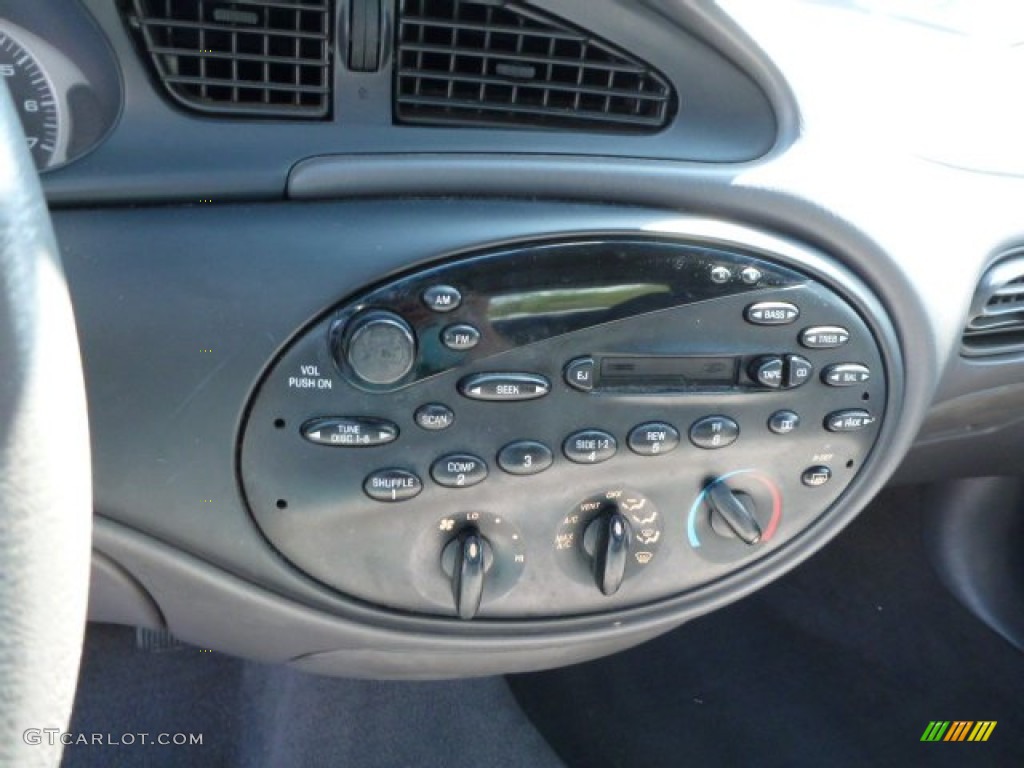 1999 Ford Taurus SE Controls Photo #80267703
