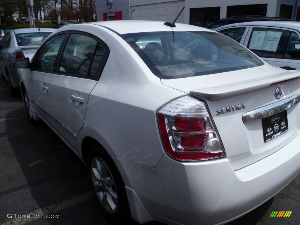 2012 Sentra 2.0 SL - Aspen White / Charcoal photo #4