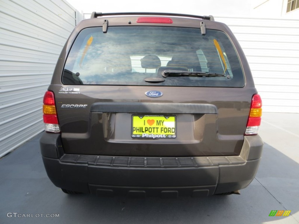 2007 Escape XLS - Dark Stone Metallic / Medium/Dark Pebble photo #5