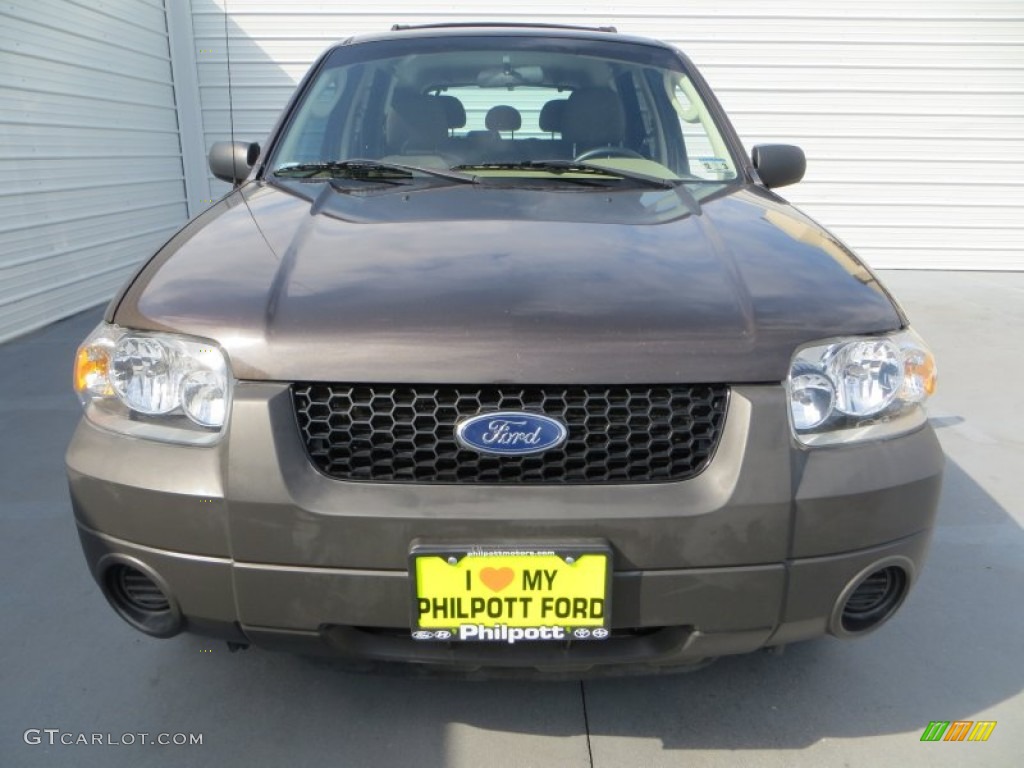2007 Escape XLS - Dark Stone Metallic / Medium/Dark Pebble photo #8