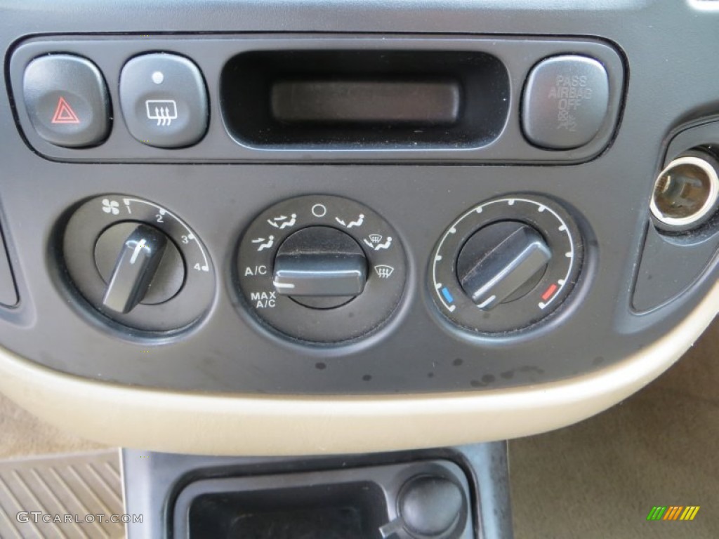 2007 Escape XLS - Dark Stone Metallic / Medium/Dark Pebble photo #39