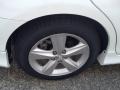 Super White - Camry SE Photo No. 22