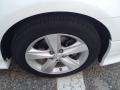 Super White - Camry SE Photo No. 28