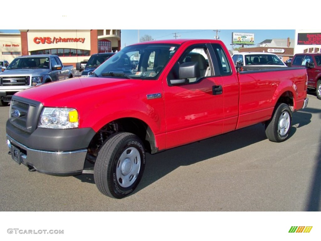 2007 F150 XL Regular Cab 4x4 - Bright Red / Medium Flint photo #1