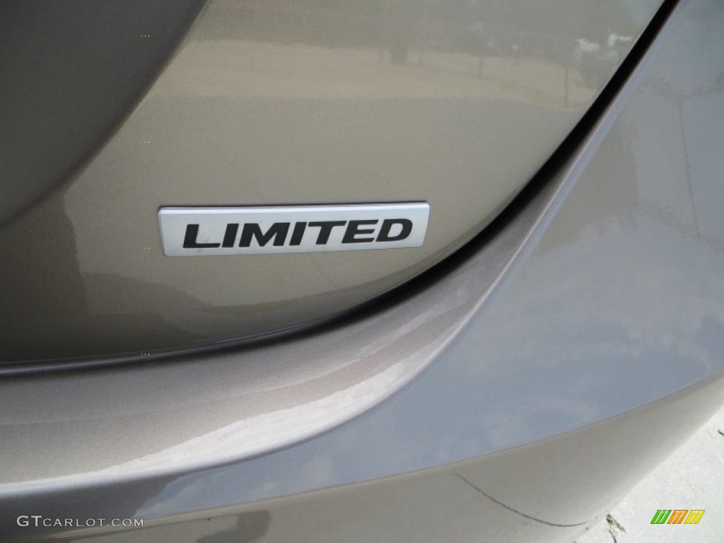 2013 Elantra Limited - Desert Bronze / Beige photo #7