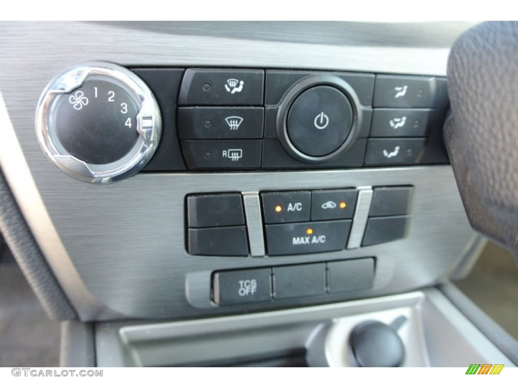 2011 Ford Fusion SE Controls Photo #80275883