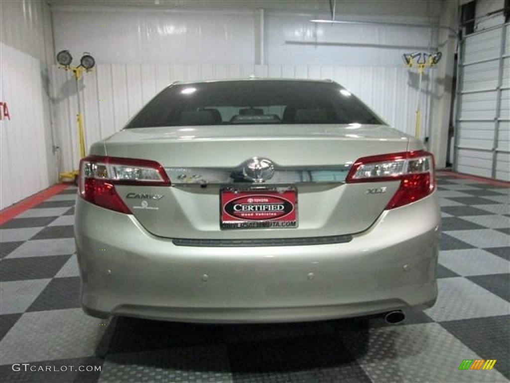 2013 Camry XLE - Champagne Mica / Ivory photo #6