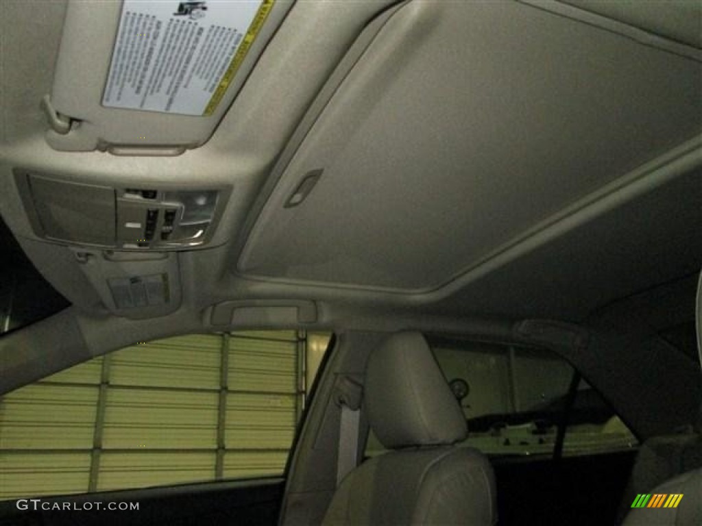 2013 Camry XLE - Champagne Mica / Ivory photo #16