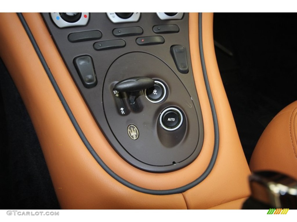2004 Maserati Coupe Cambiocorsa 6 Speed Cambiocorsa Sequential Manual Transmission Photo #80278457