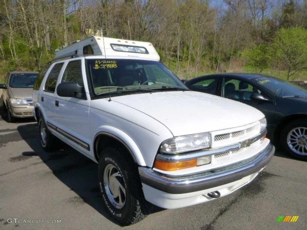 2000 Blazer LS 4x4 - Summit White / Beige photo #1