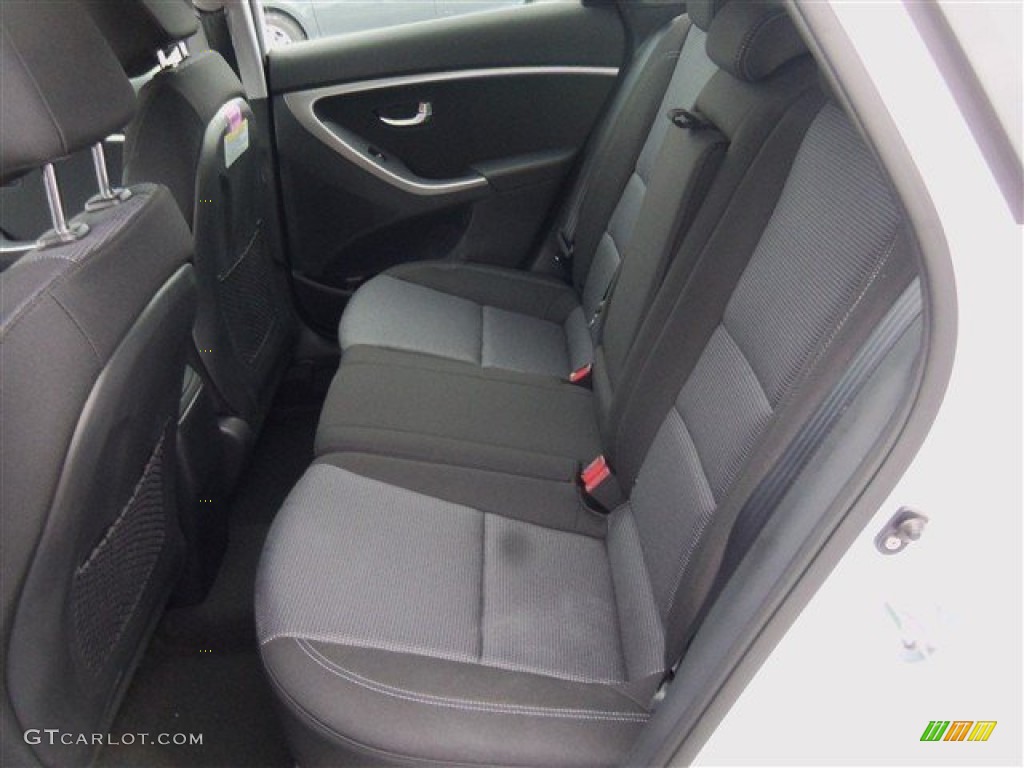 2013 Elantra GT - Monaco White / Black photo #12