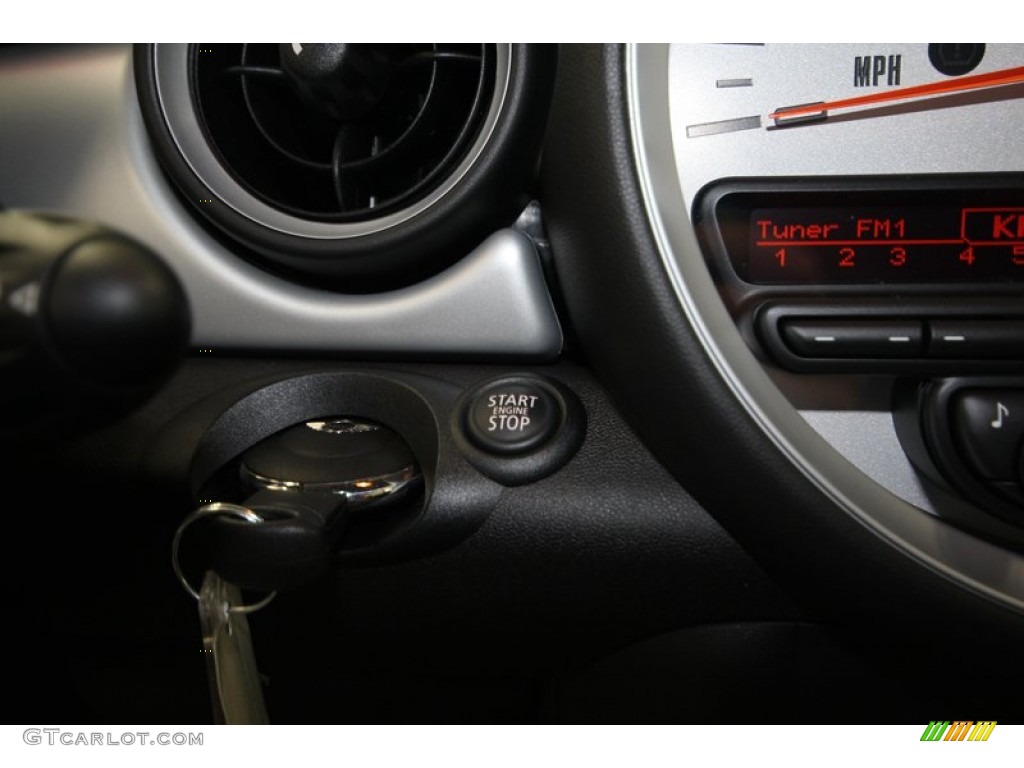 2013 Cooper Convertible - Ice Blue / Carbon Black photo #21