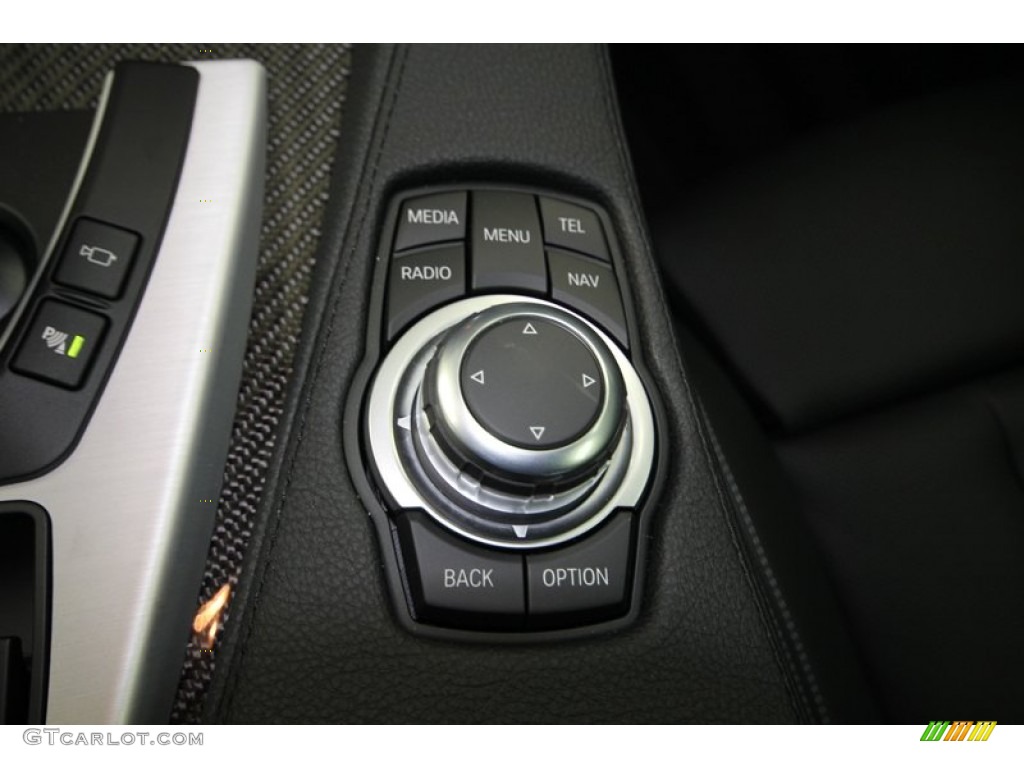 2013 BMW M6 Coupe Controls Photo #80283860