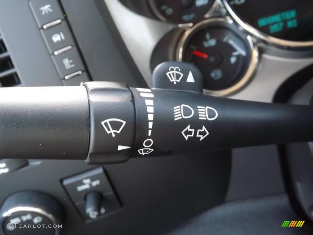 2013 GMC Sierra 1500 SLE Crew Cab 4x4 Controls Photo #80284520