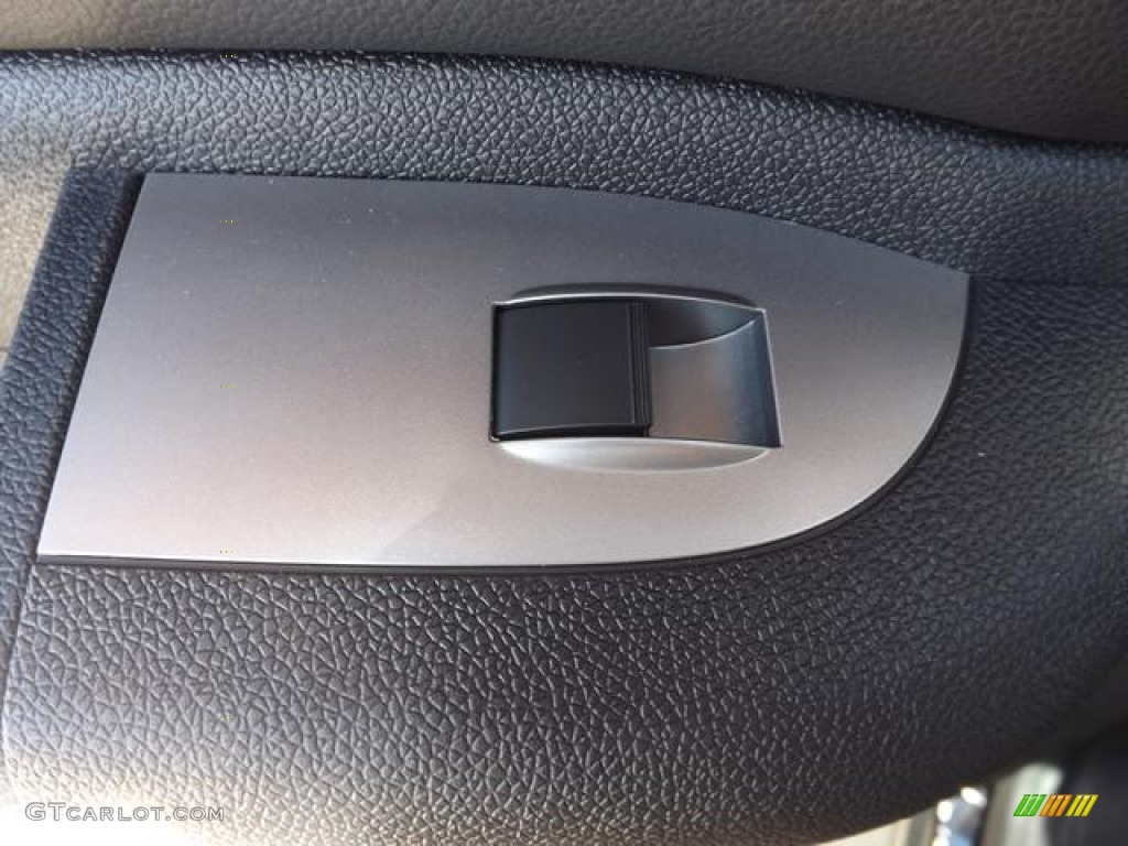 2013 Sierra 1500 SLE Crew Cab 4x4 - Onyx Black / Ebony photo #32