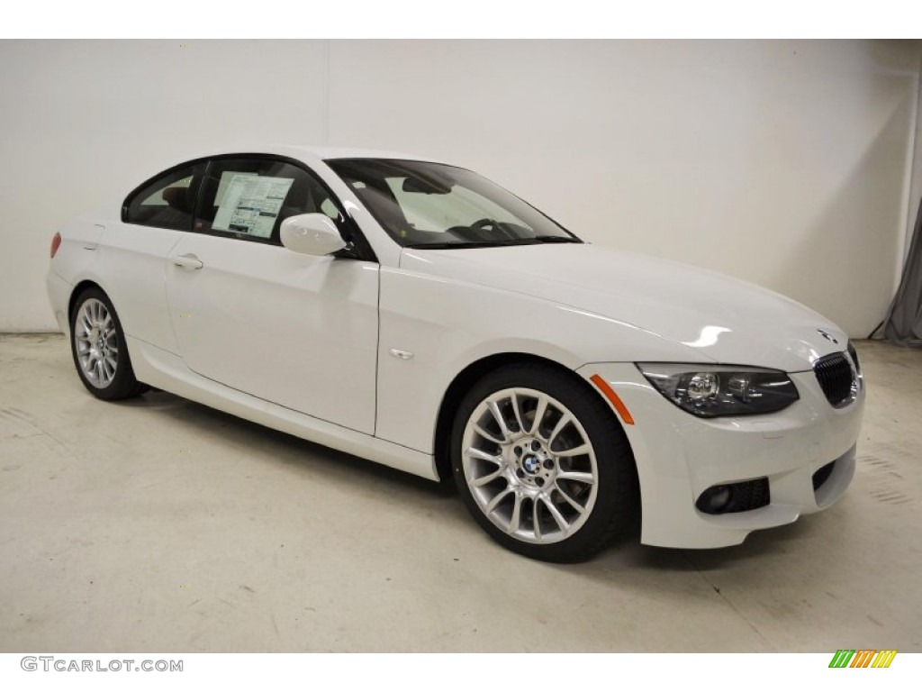 2013 3 Series 328i Coupe - Alpine White / Coral Red/Black photo #2
