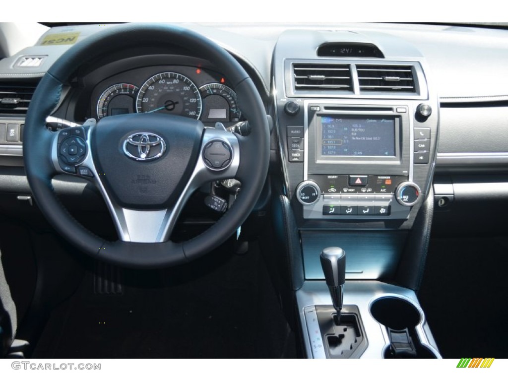 2013 Camry SE - Cosmic Gray Metallic / Black photo #9