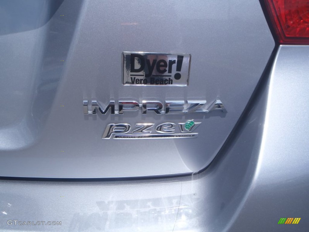 2012 Impreza 2.0i Premium 5 Door - Ice Silver Metallic / Black photo #5