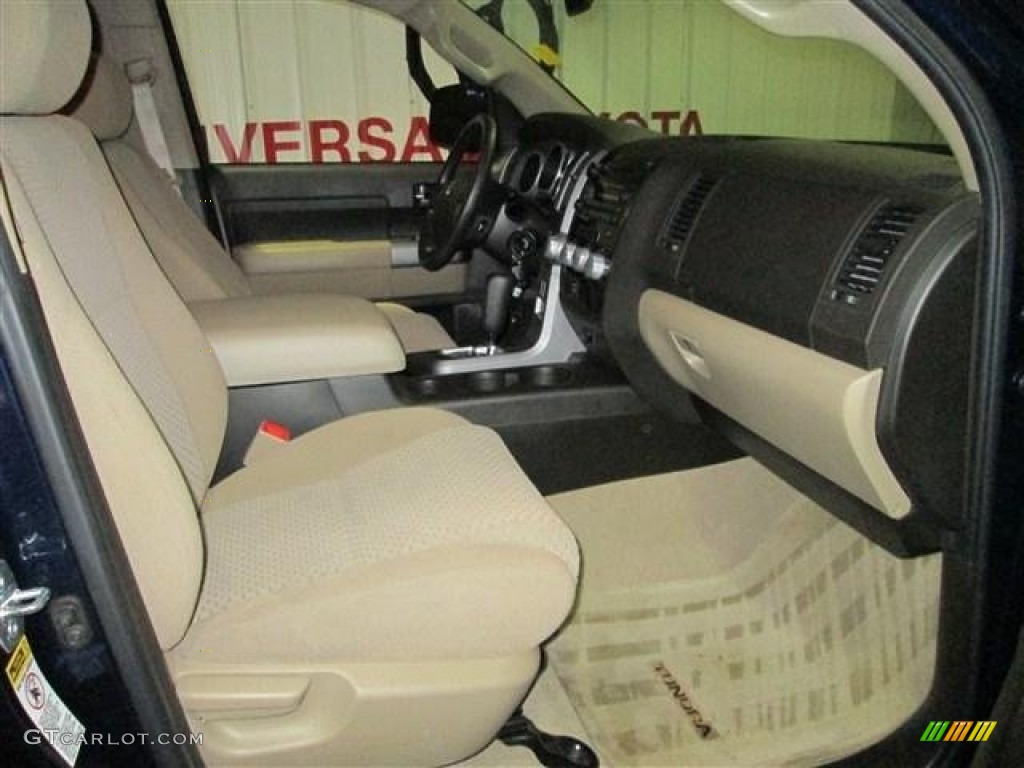 2011 Tundra SR5 Double Cab 4x4 - Black / Sand Beige photo #17