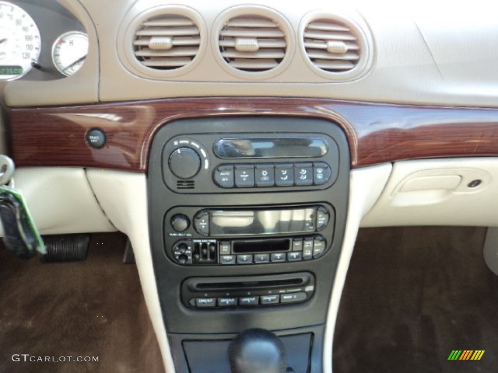 2000 300 M Sedan - Champagne Pearl / Camel/Tan photo #6