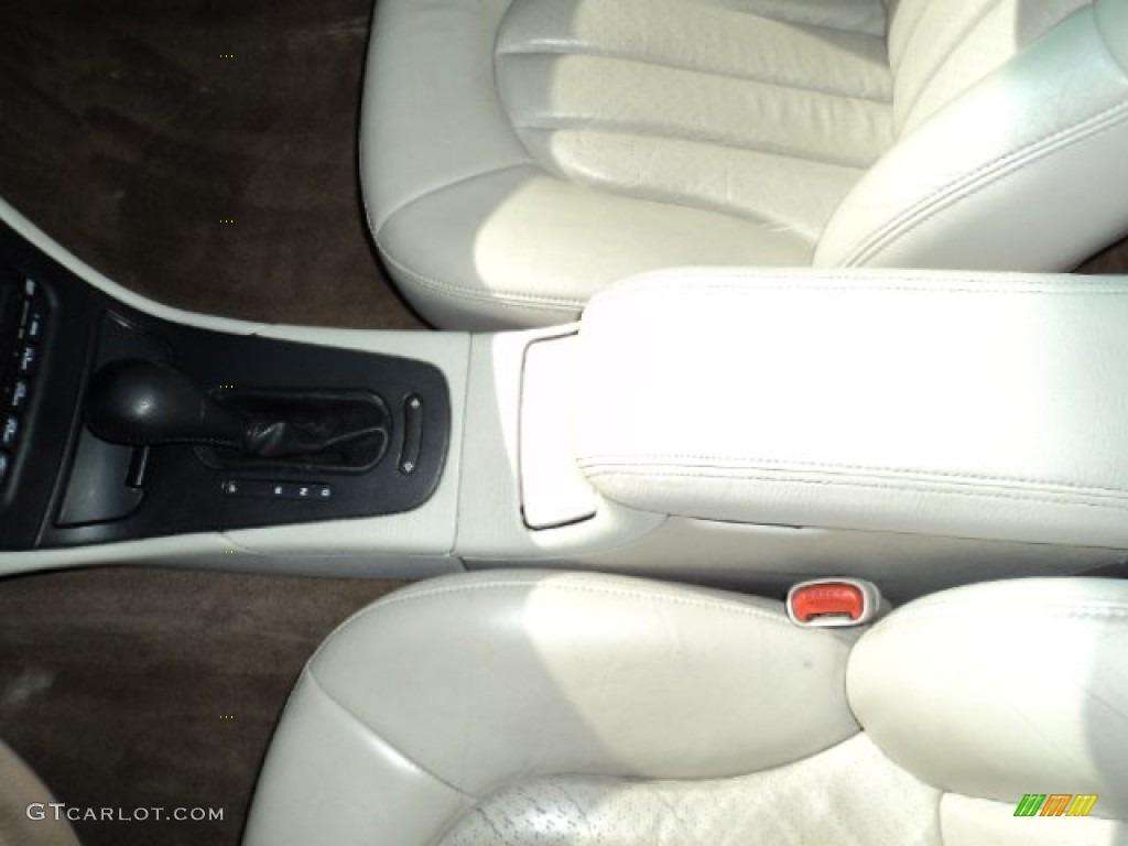2000 300 M Sedan - Champagne Pearl / Camel/Tan photo #14