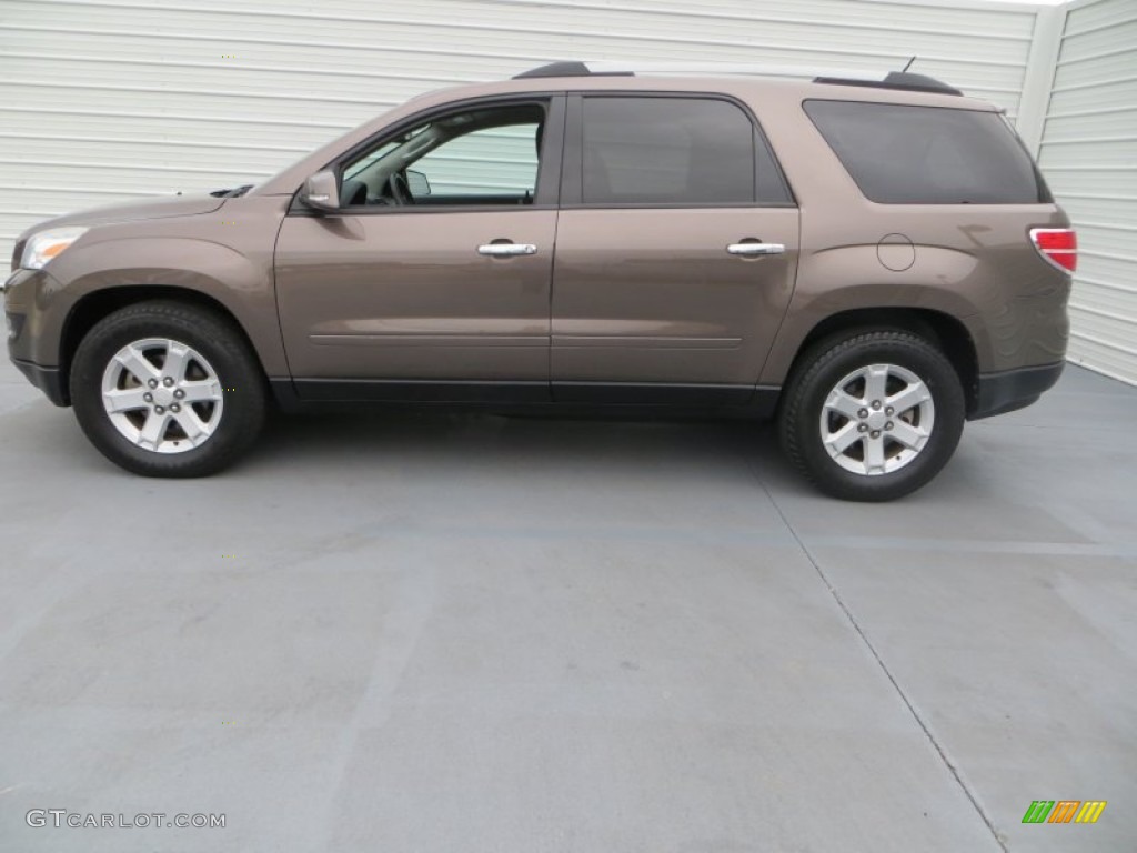 2010 Outlook XE AWD - Cocoa / Tan photo #6