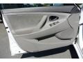 Super White - Camry LE Photo No. 7